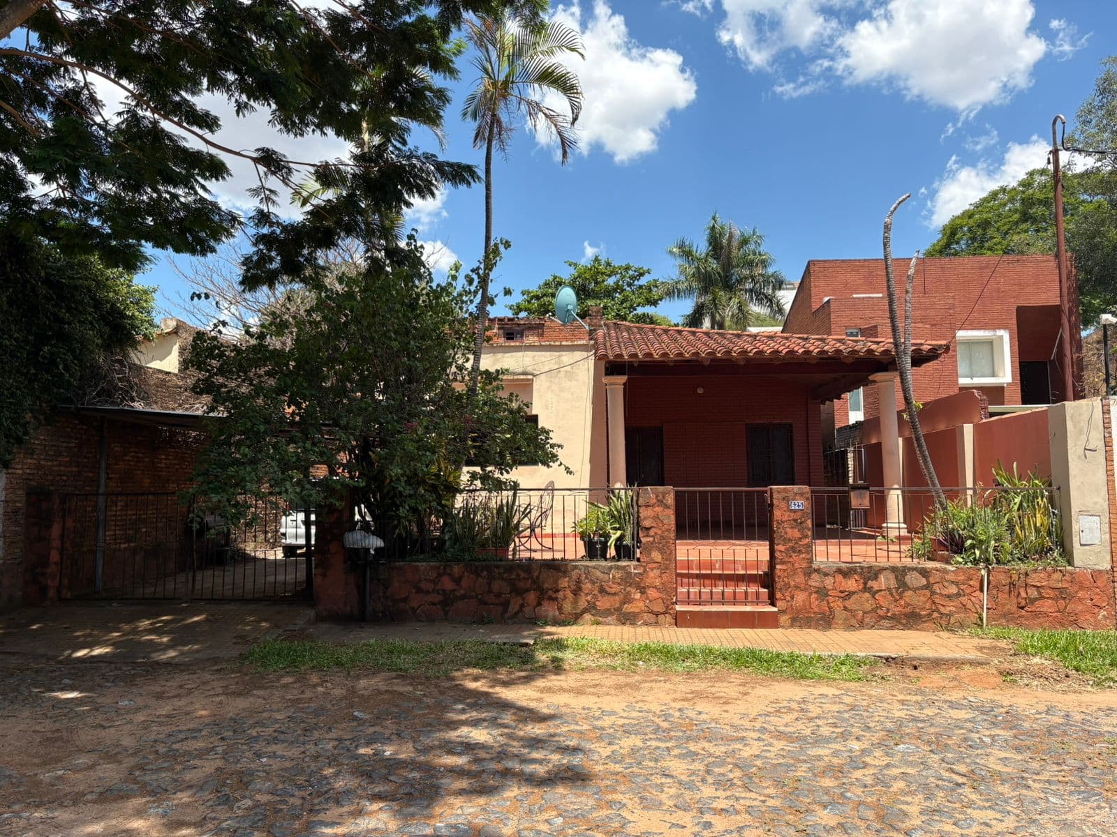 Propietario Vende Terreno - Asuncion - Barrio Recoleta — foto 2