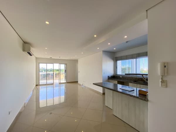 Departamento amplio de 2 dormitorios - Villa Morra, foto 3