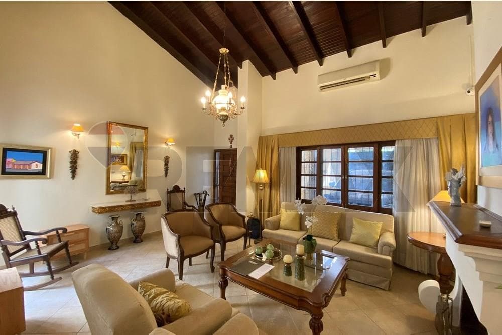 Residencia - Venta - General Díaz, Paraguay, foto 3