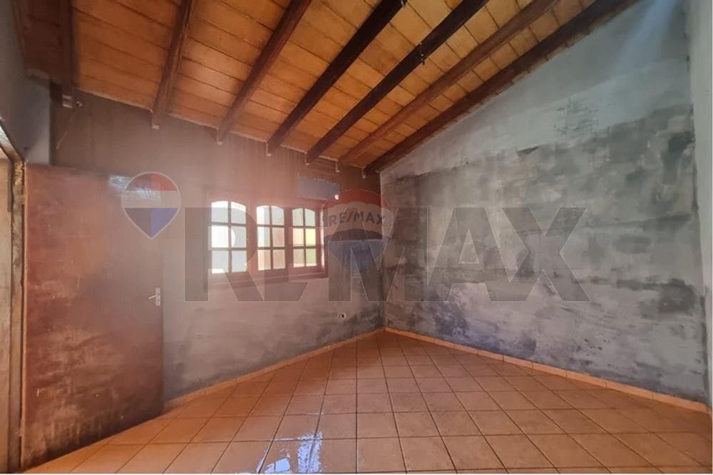 En venta casa con local comercial en San Lorenzo, foto 3