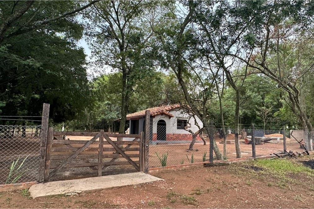✨ Gran Oportunidad En Paraguarí: Terreno Amplio Con Casa Incluida, foto 5