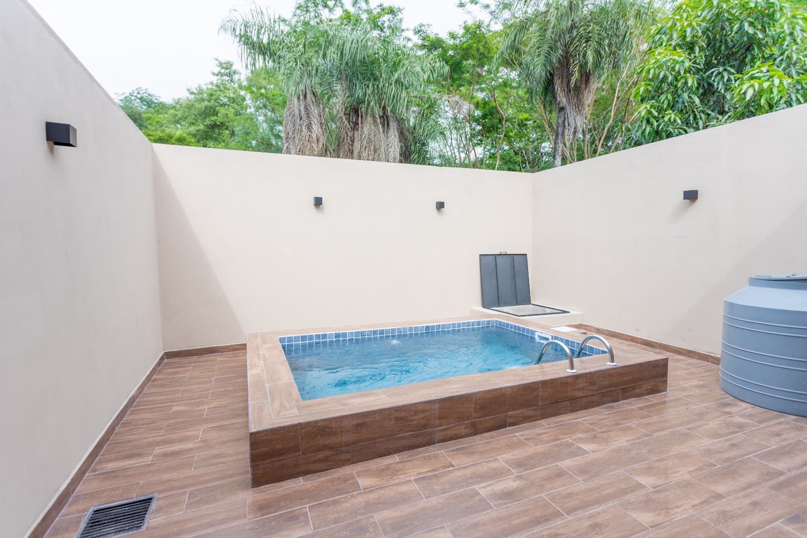 Vendo chalet en oferta con piscina en Villa Elisa