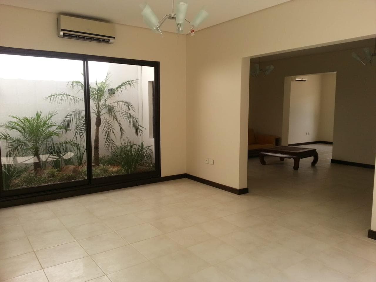 casa en barrio Bernardino Caballero — foto 2