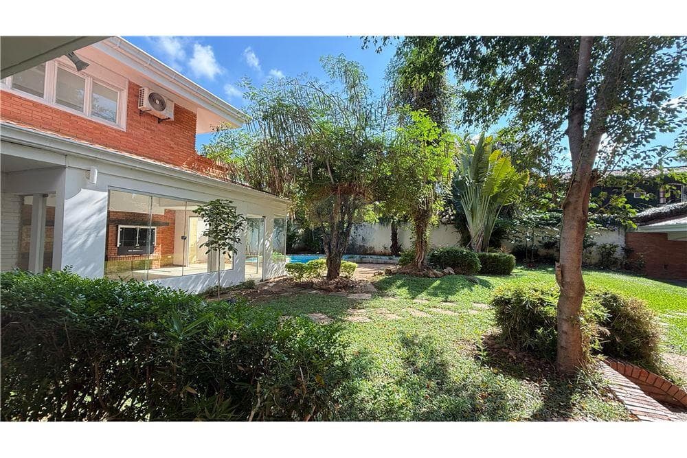 En venta residencia zona centenario, foto 2