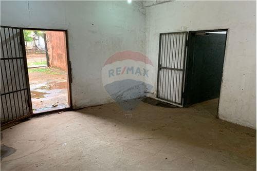 Salon comercial para autoservicio capiata, foto 3