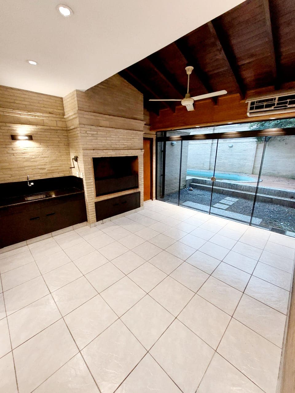 Duplex en Alquiler, de 3 hab en Suite, Zona Villa Morra, foto 5
