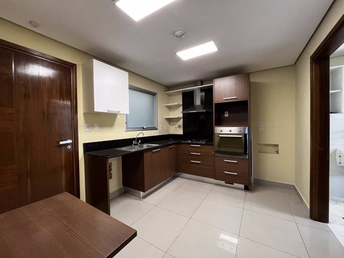 En venta departamento de 3 dormitorios en el barrio Las Mercedes, foto 5