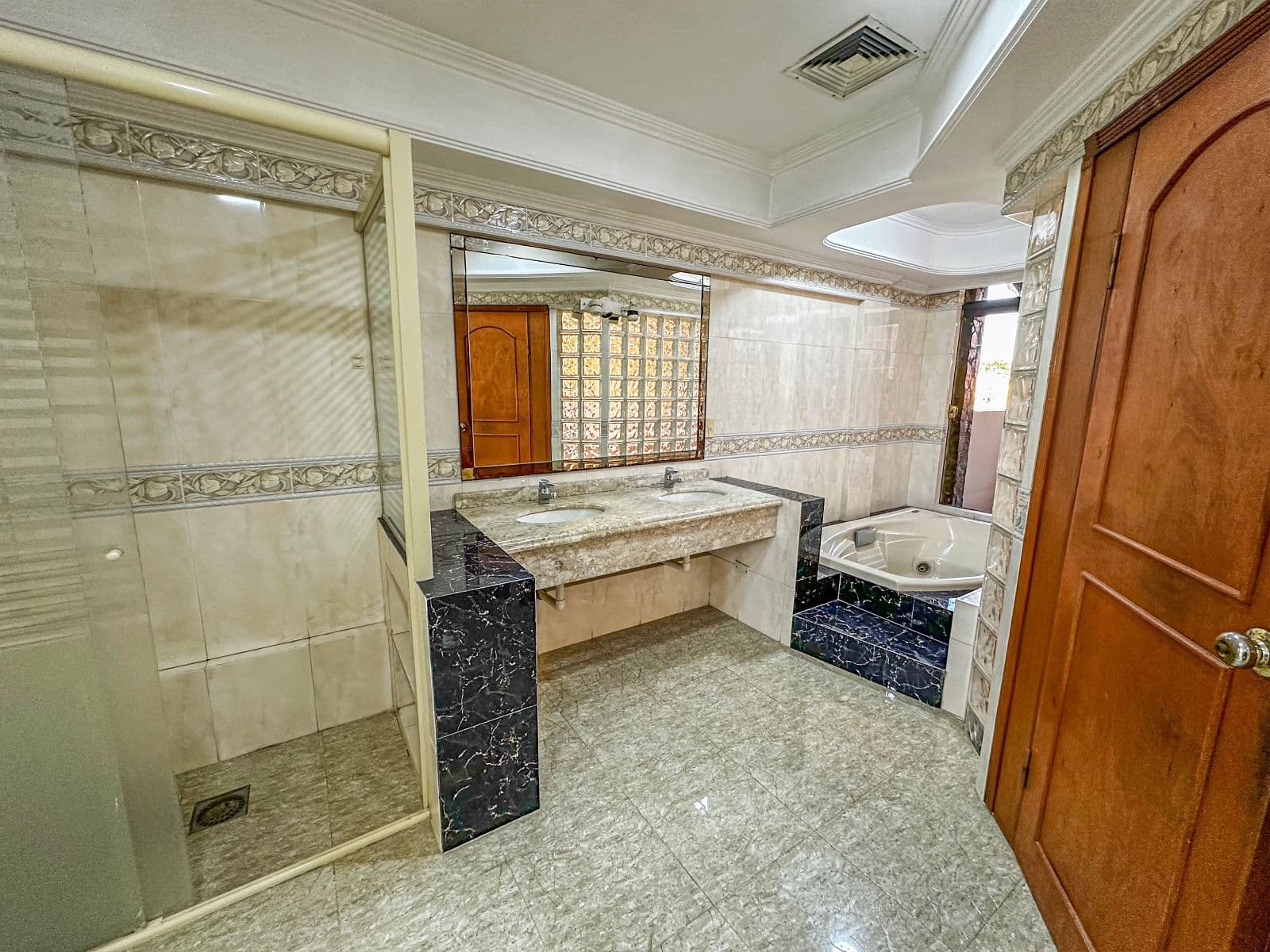 Residencia en Venta | Barrio Felicidad - Lambaré, foto 2