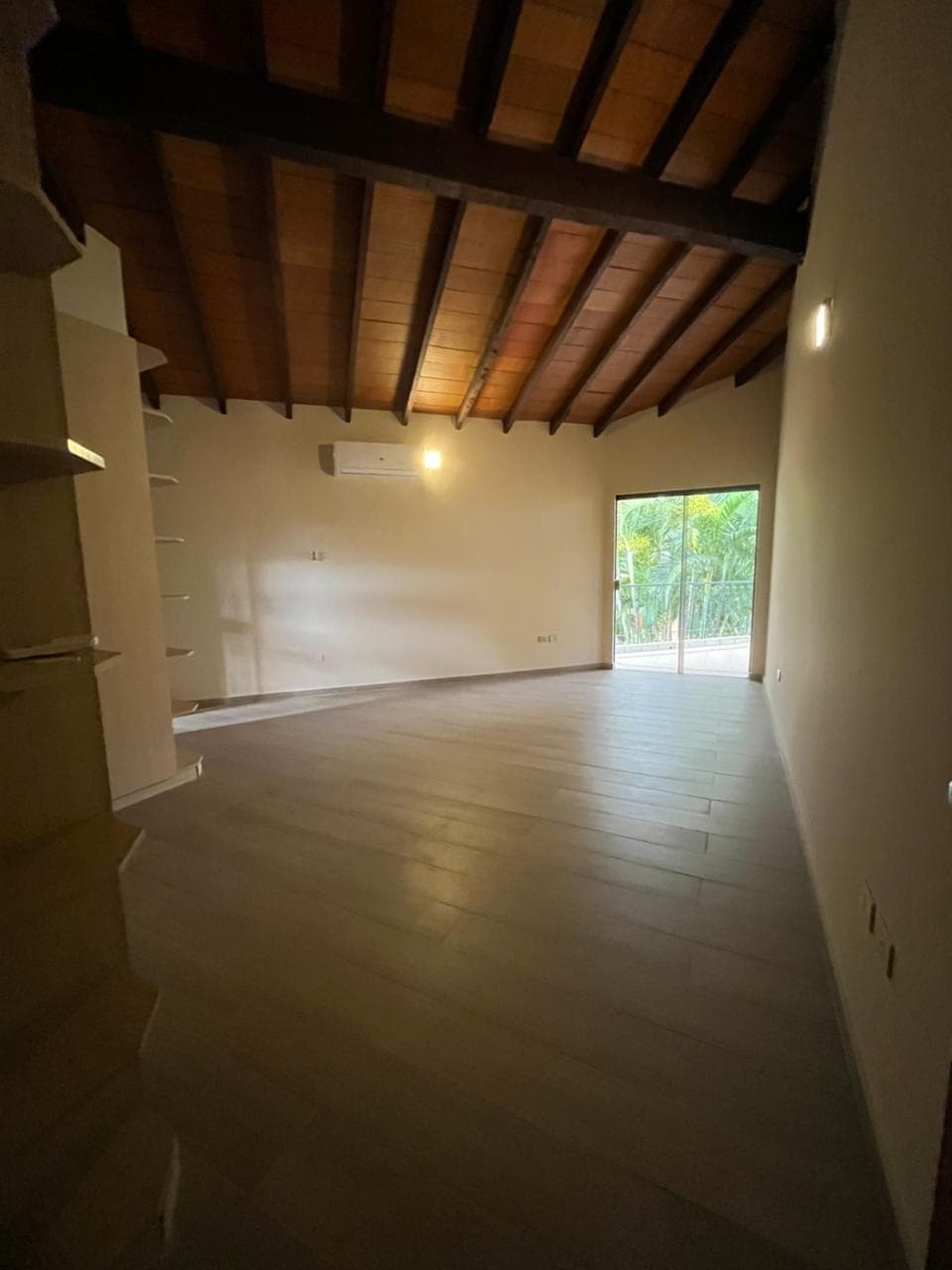 Los laureles - en alquiler casa con 4 dormitorios, en condominio, foto 3