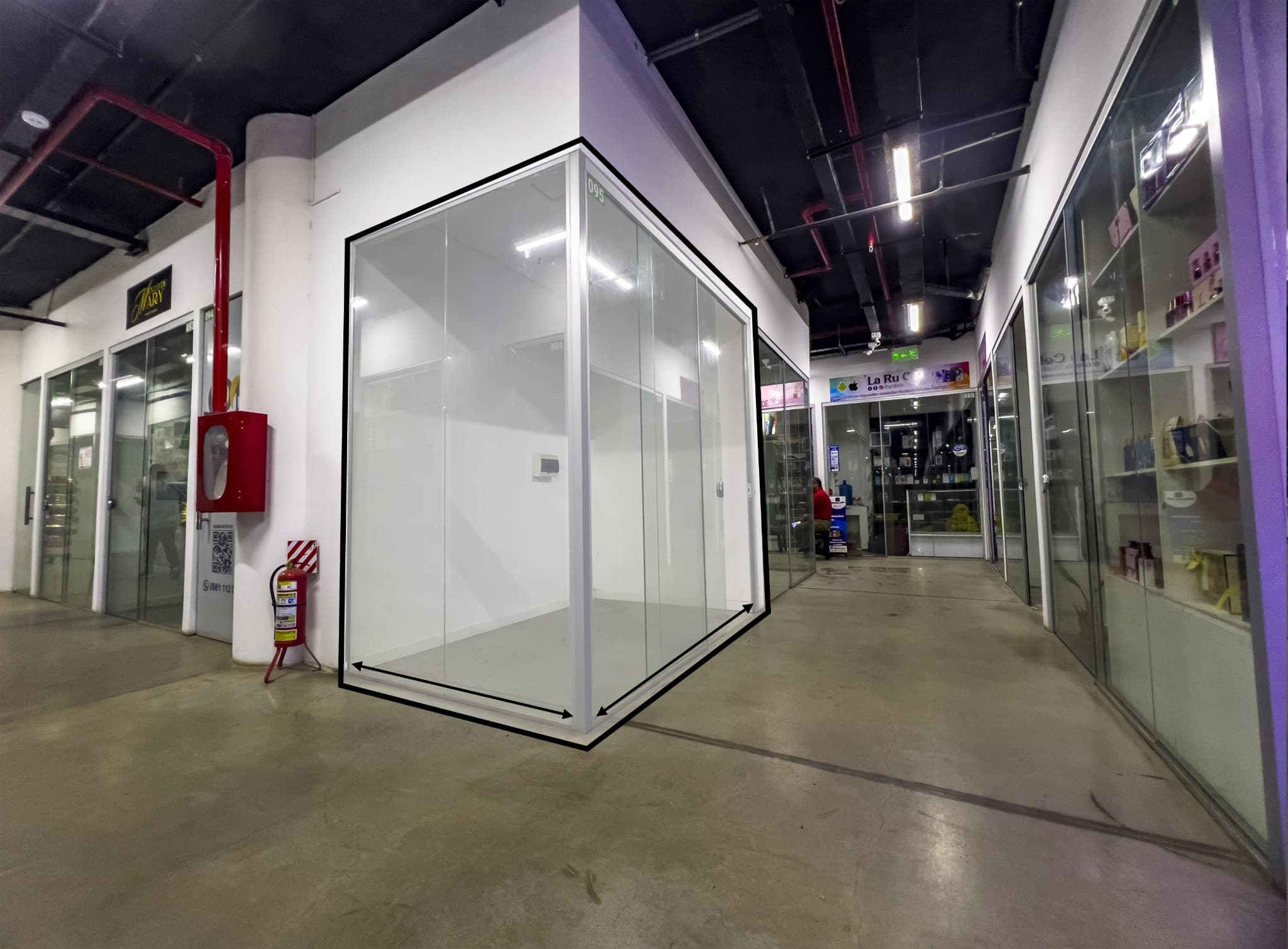 En Venta Salón Comercial + Cochera + Deposito — foto 2