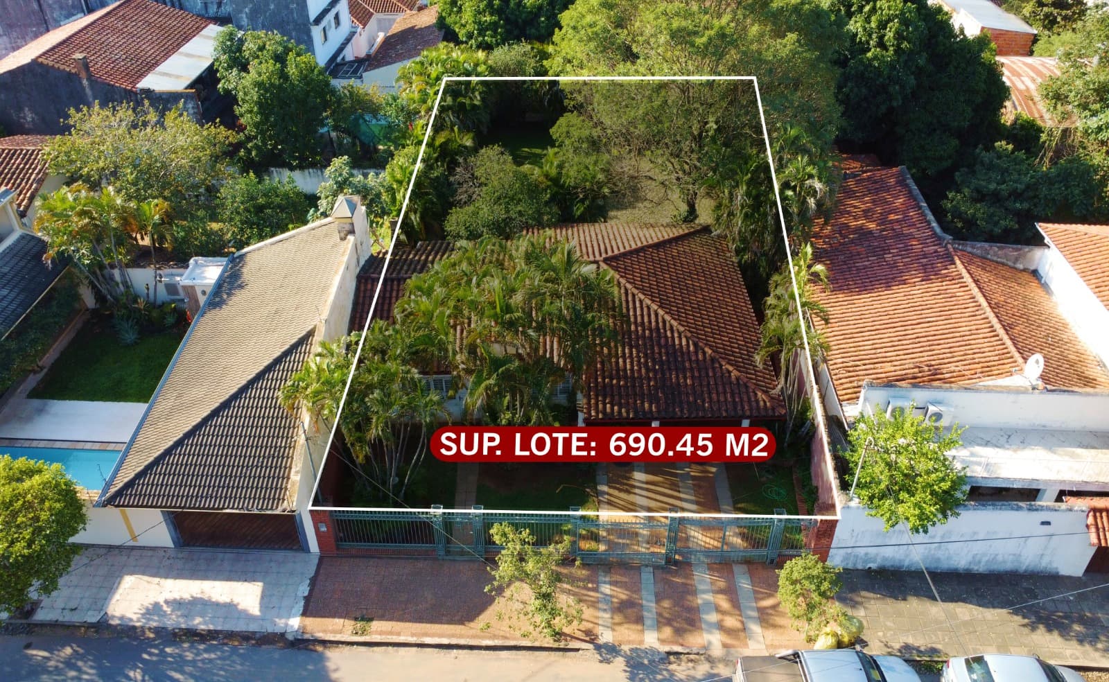 Vendo amplio terreno en barrio tembetary de Asunción!!
