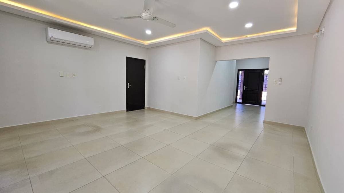 En venta hermosa casa de 2 habitaciones en Fernando de la Mora - Zona Sur, foto 2