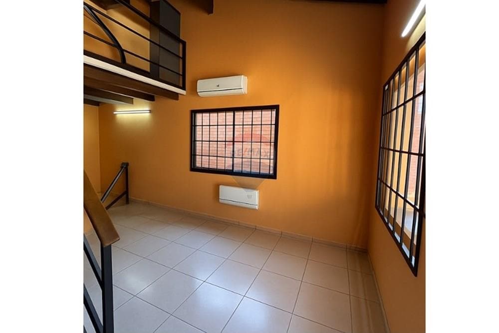 Hermosa Casa – Avenida Salvador del Mundo, foto 3