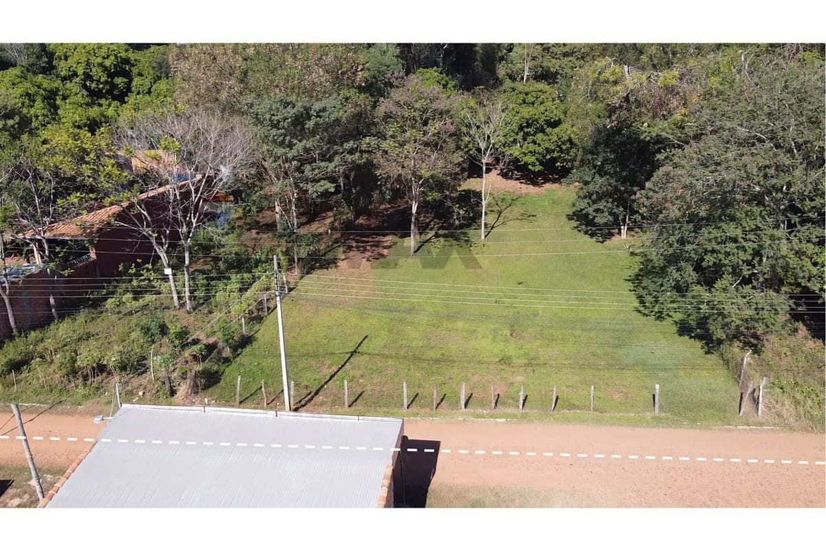 Espectacular terreno en capiata, foto 2