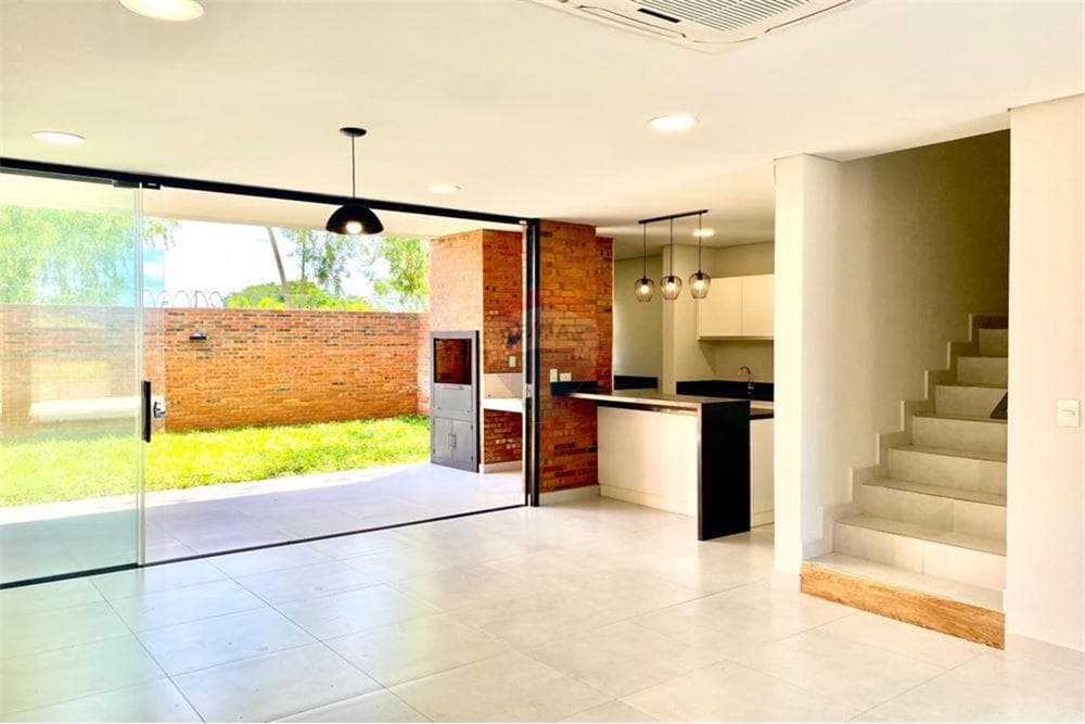 En venta exclusivo duplex en Luque - loma merlo, foto 4