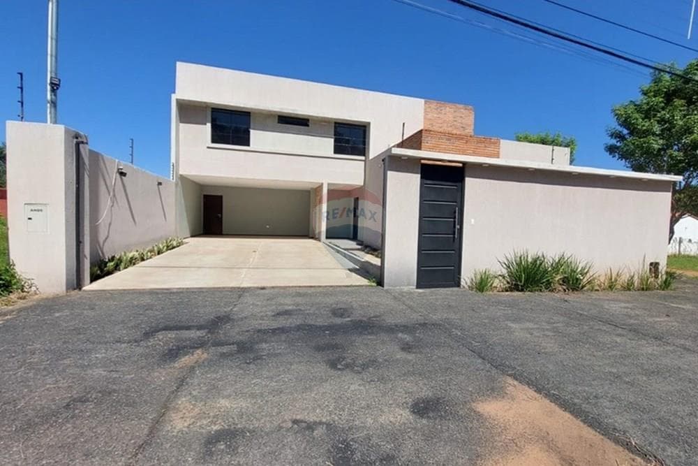 Casa - Venta - Luque, Paraguay, foto 2