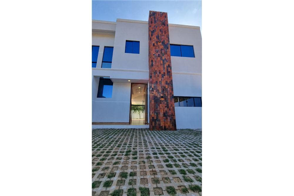 Duplex a estrenar en Luque ycua karanday, foto 1
