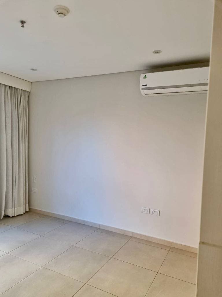 DEPARTAMENTO EDIF. MARÍA ANTONIA II 165 m2 propios | área serv. | 2 cocheras, foto 3