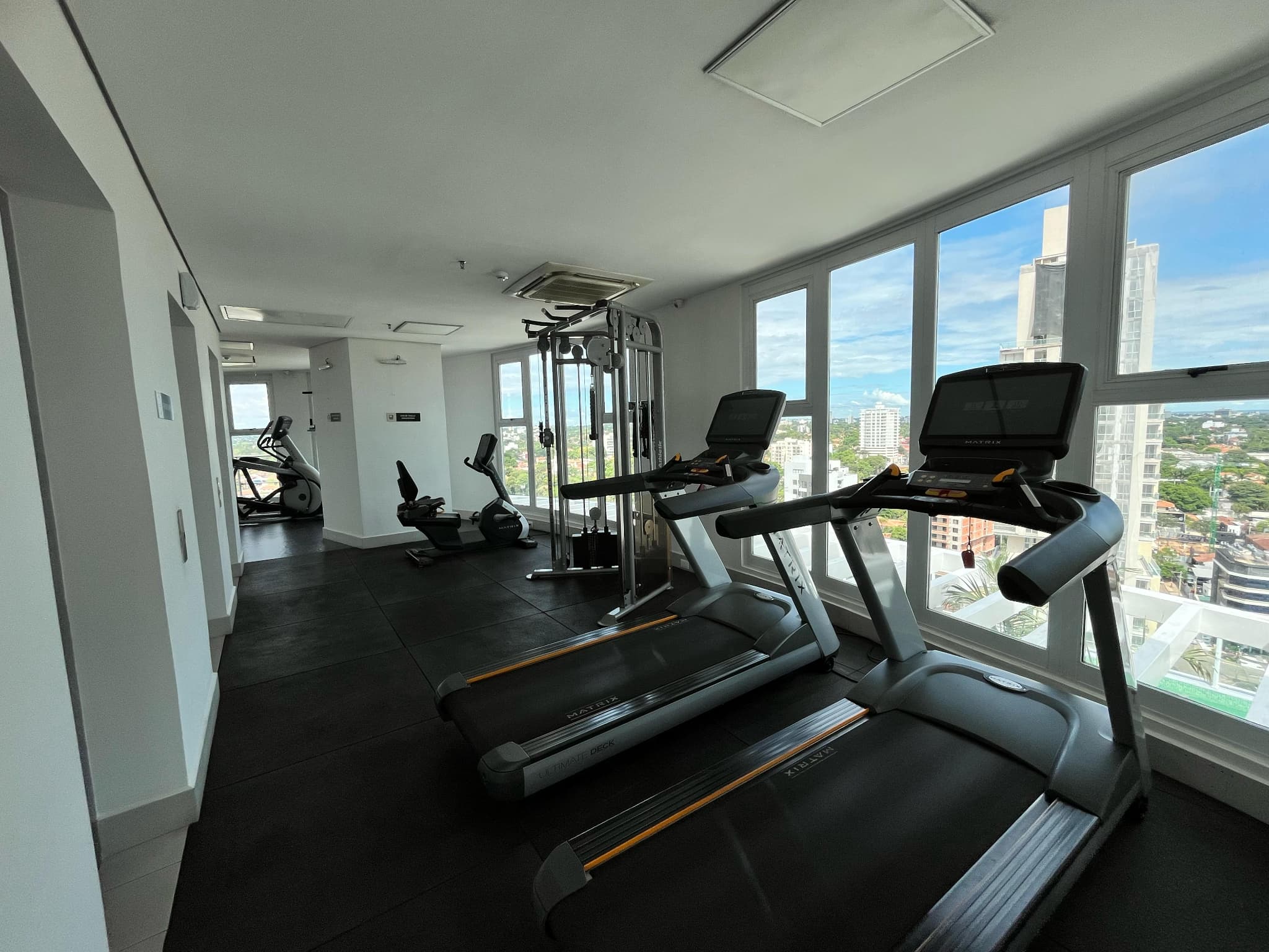 Hermoso Departamentos De 1 Dormitorio En El Edificio Ancora — foto 5