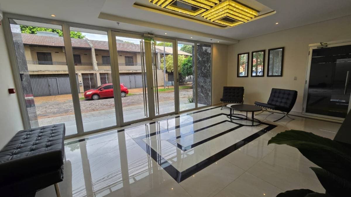 En venta departamento amoblado zona shopping del sol, foto 3