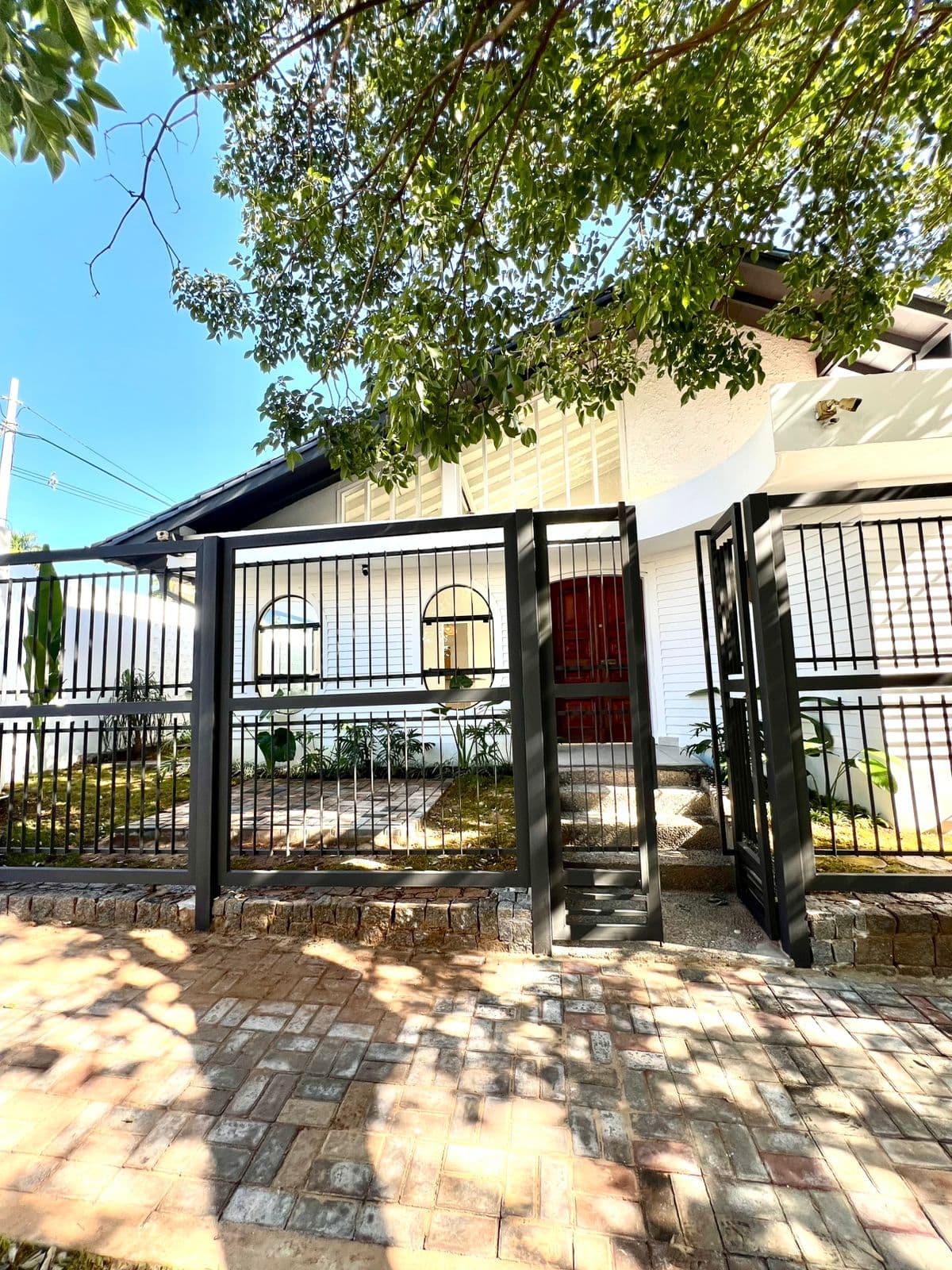 Residencia a estrenar en mburicao - Asunción — foto 2