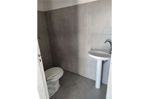 Duplex en lambare villa policial — foto 2