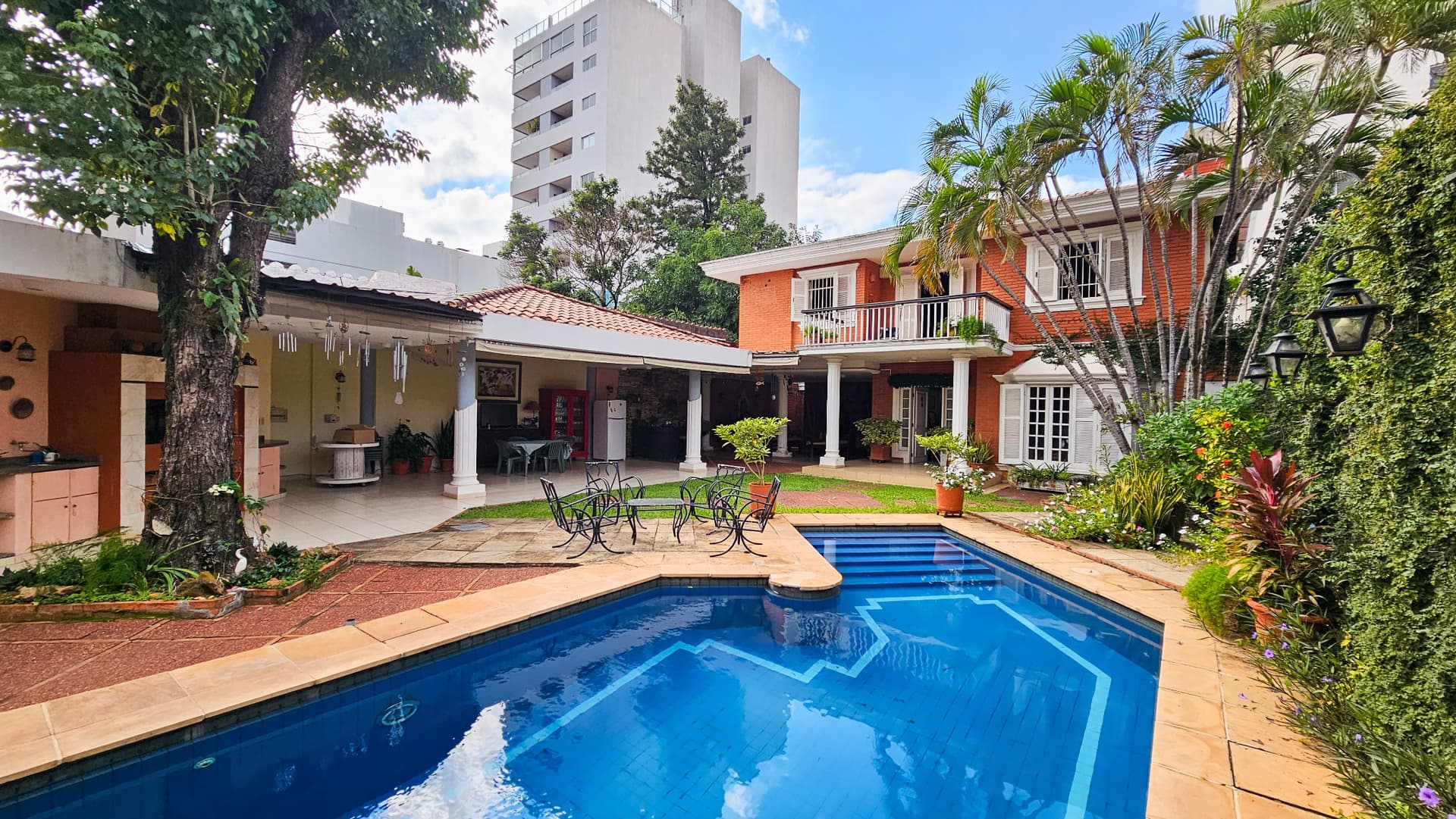 Casa en barrio Jara, foto 1