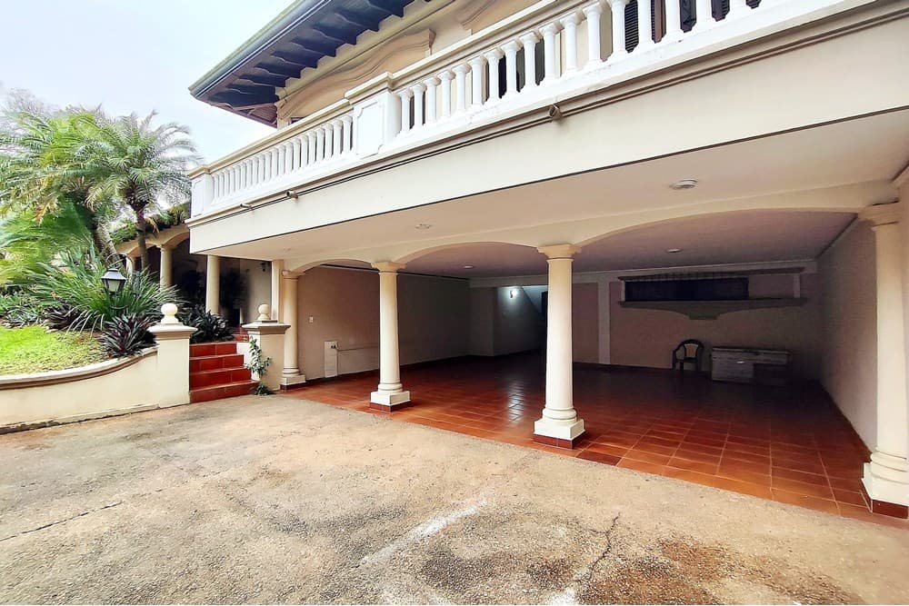 Residencia - Venta - Villa Morra, Paraguay, foto 4