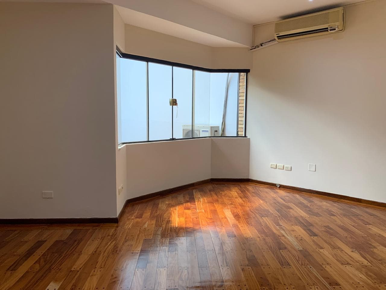 Exclusiva residencia en alquler zona boggiani, foto 5