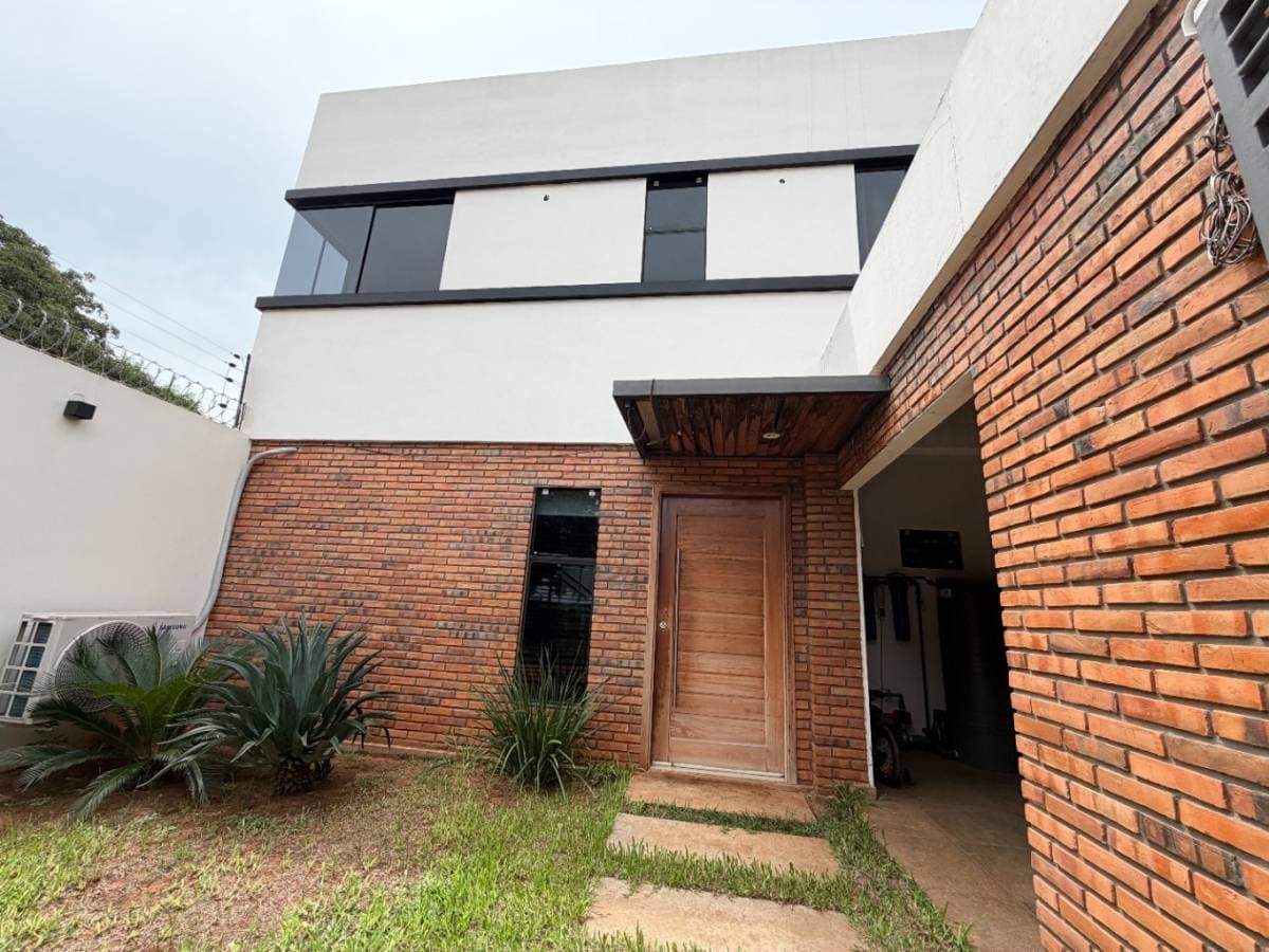 Casa en marianoroque alonso — foto 2
