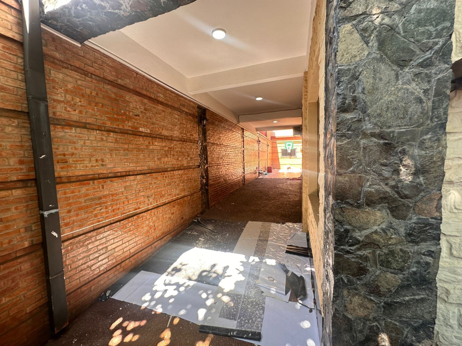 Casa amplia en lambare, foto 2