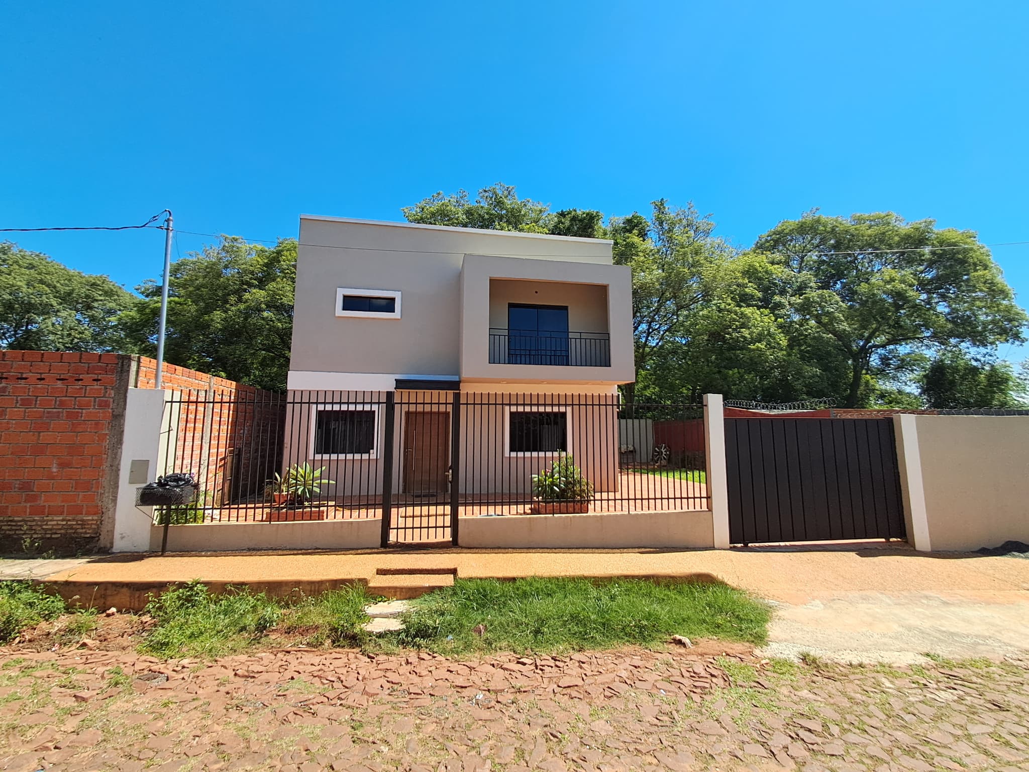 De Casa Minimalista - Barrio Santa Ana - San Lorenzo — foto 3