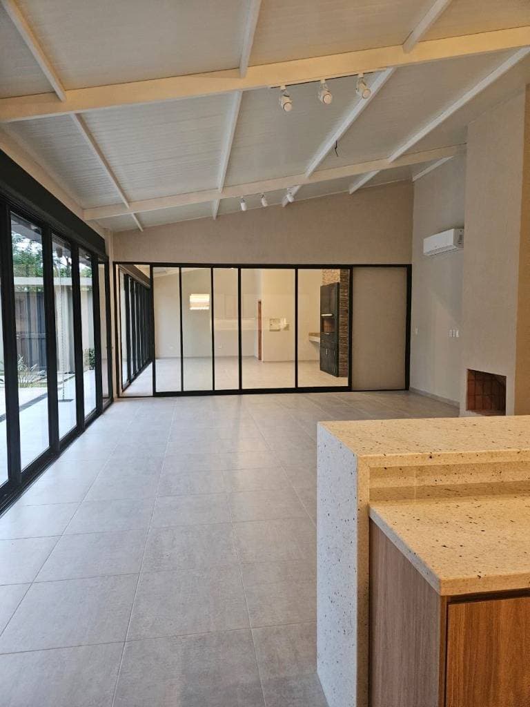 casa a estrenar en San Bernardino,ubicacion privilegiada — foto 4