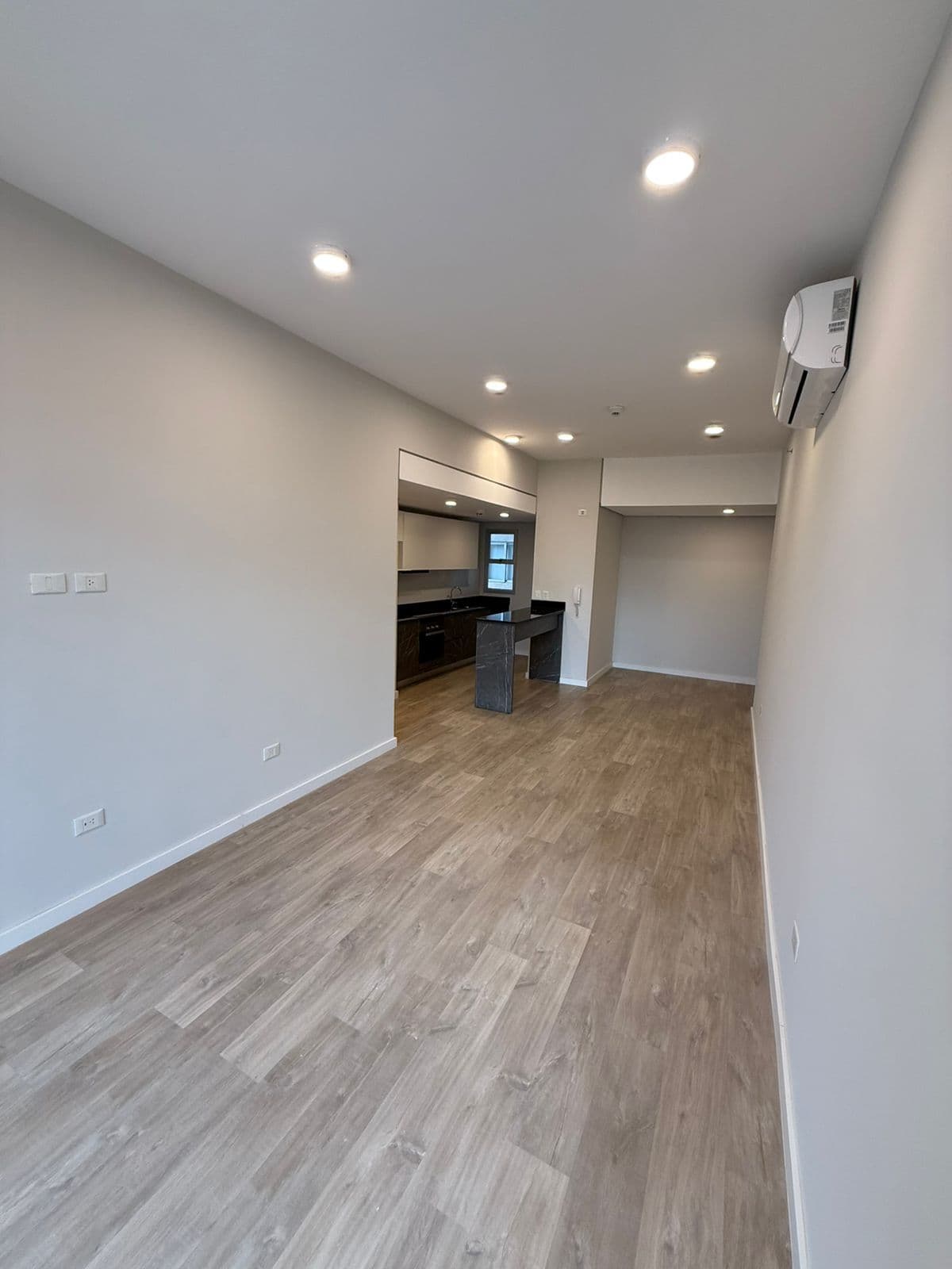 Edificio Forvm - Alquiler Departamento Amoblado de 2 Habitaciones, foto 1