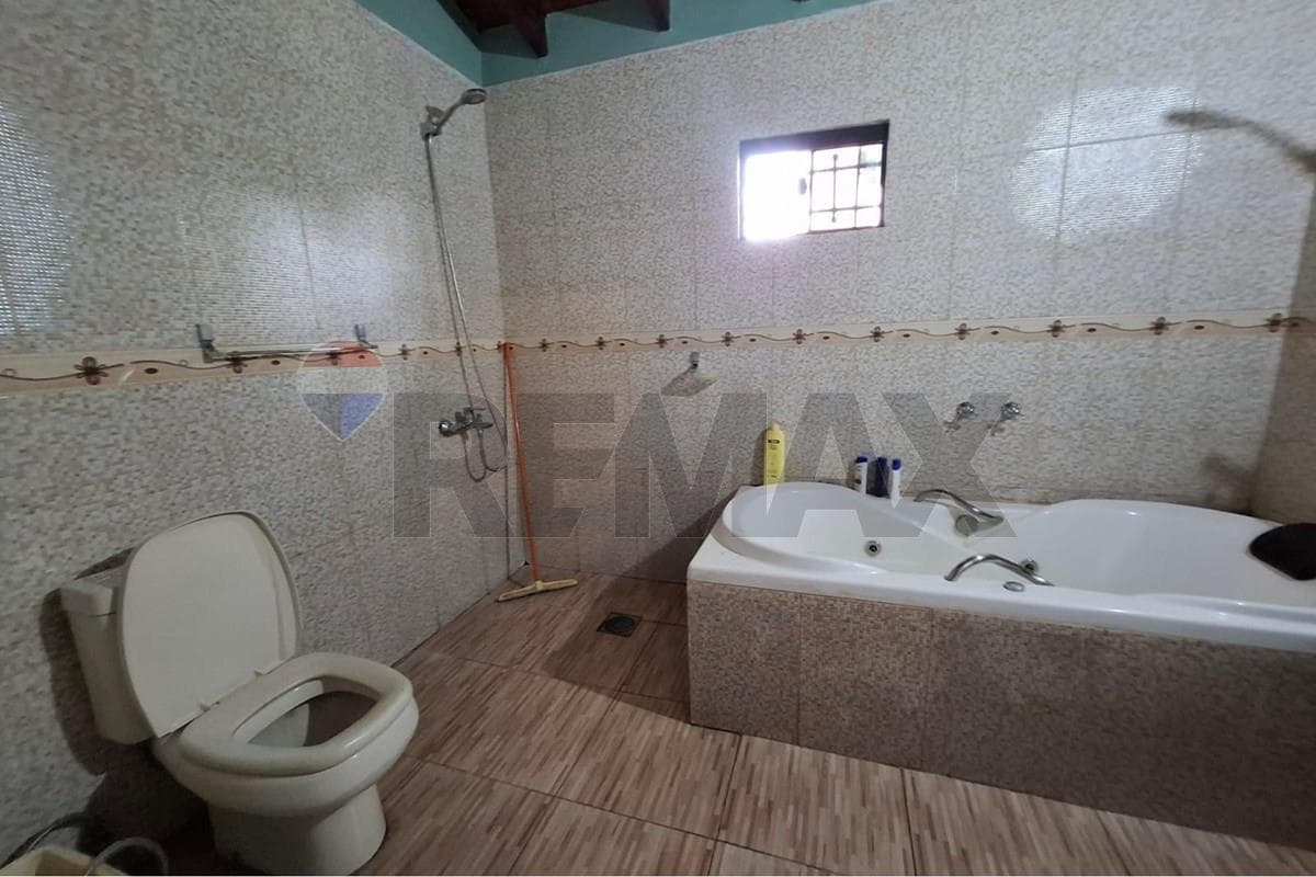 Casa - Alquiler - Ñemby, Central, Paraguay, foto 5