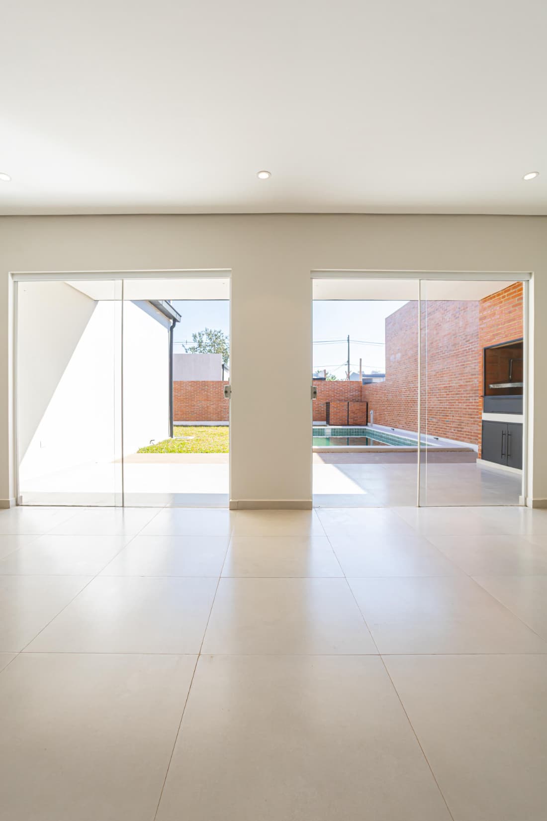 Casa amplia y moderna a precio de duplex