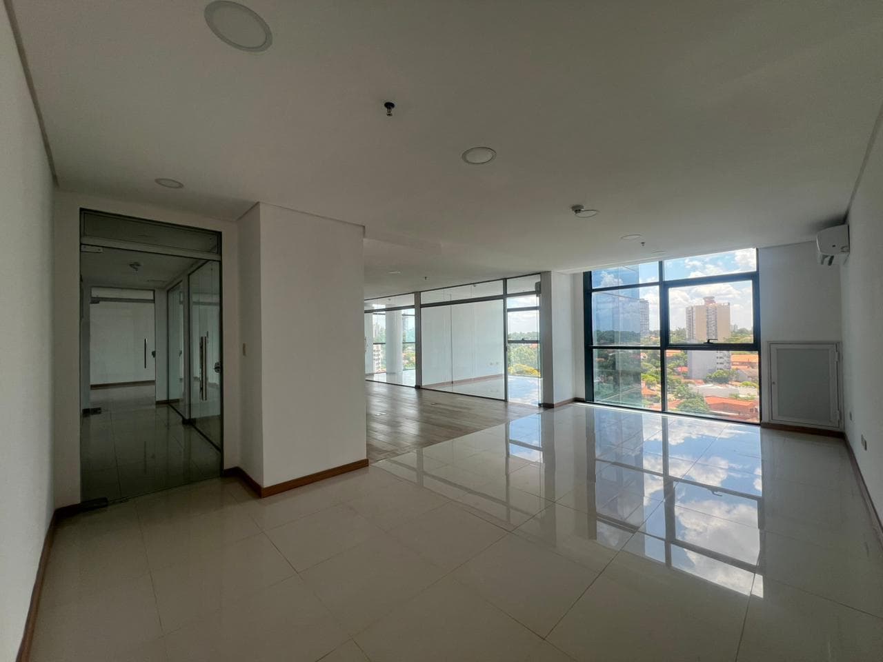 medio piso en Trading Park, foto 3