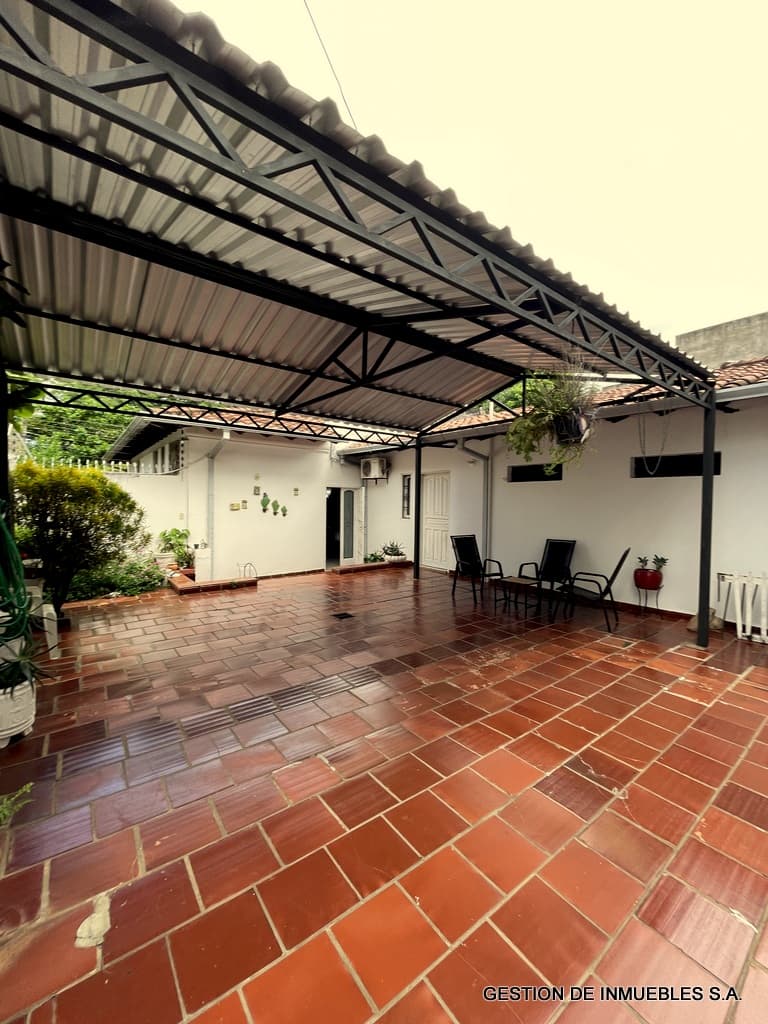 Casa en esquina – a dos cuadras de peron v10-28-5 — foto 5