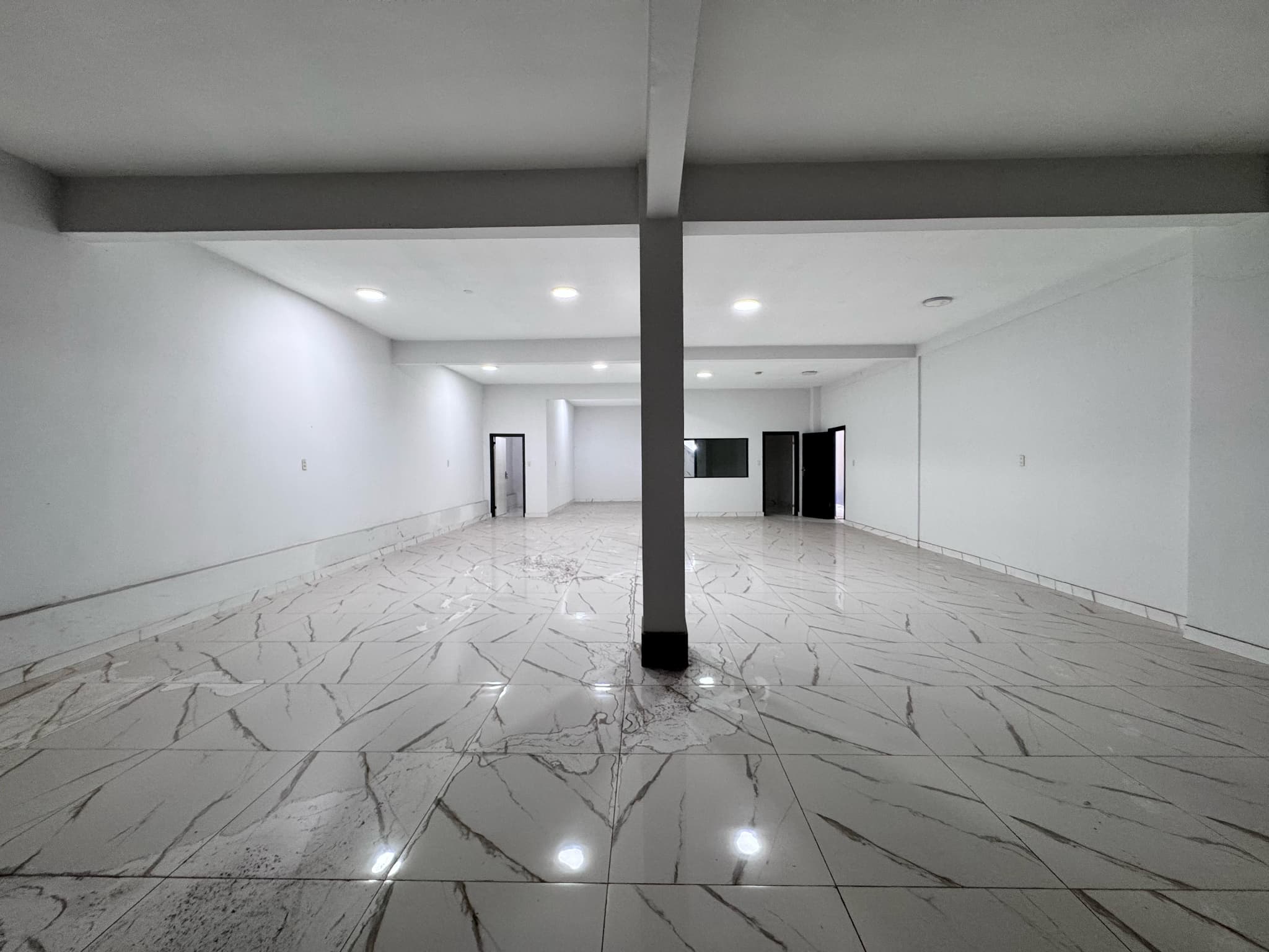 D.G. Vendo Propiedad Comercial Sobre Av. Eusebio Ayala — foto 3