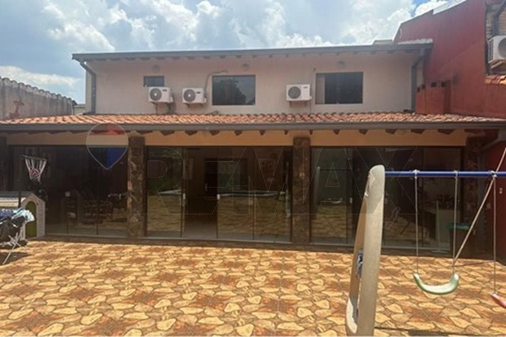 Casa - Alquiler - San Vicente, Asunción, Paraguay, foto 1