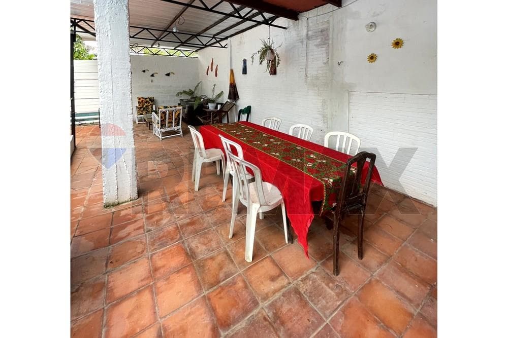 Casa a refaccionar en ypacarai condominio miralago, foto 4