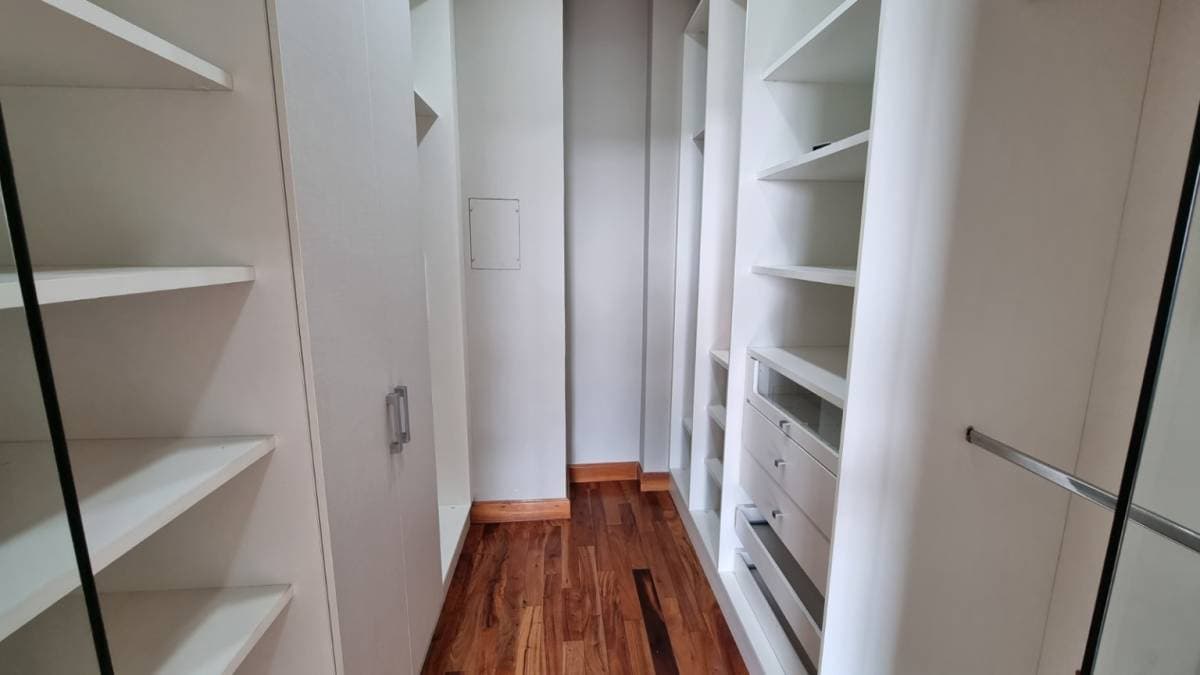 Amplio departamento con 3 suites en av santa teresa, foto 5