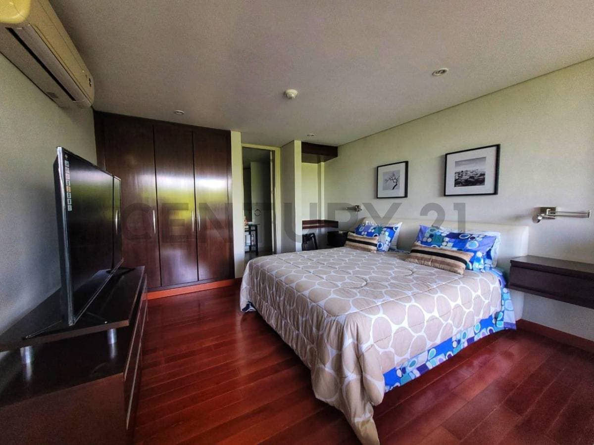 En venta departamento tipo duplex de 1 dorm. en Edificio Macondo zona Yacht, foto 4