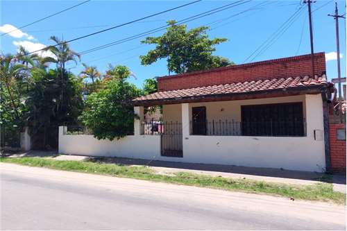 Casa-Venta-Fernando del Valle, Loma Pytá, Asunción, foto 2
