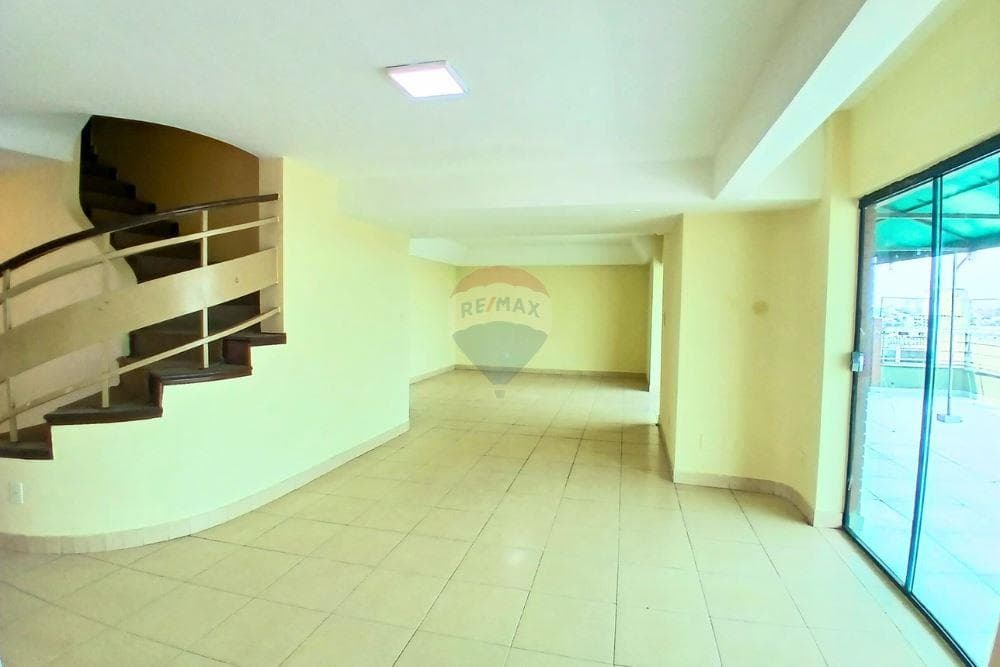 Dúplex De 3 Dormitorios En Edificio Don Pedro - Barrio San Roque — foto 2