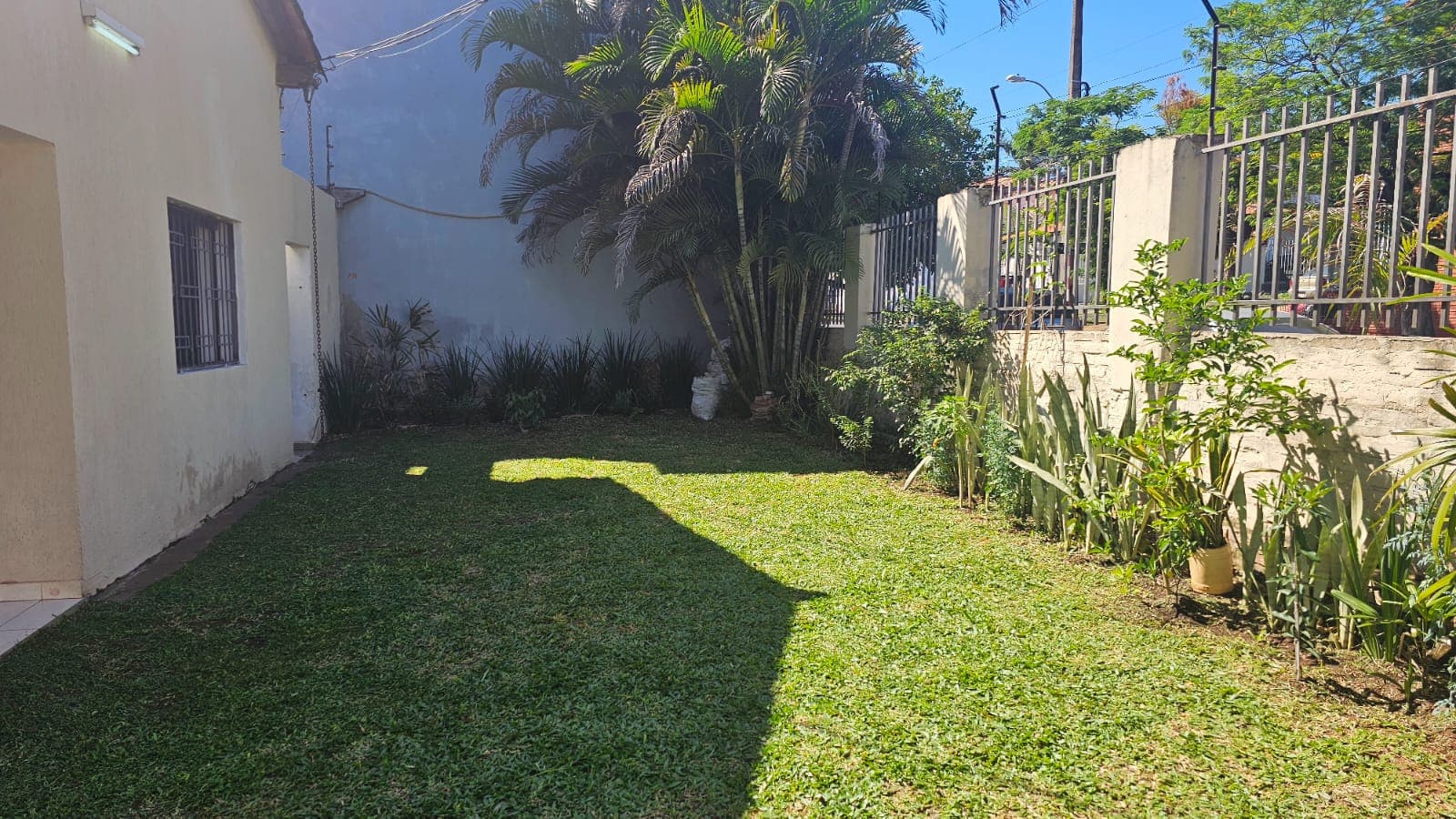 linda casa totalmente amoblada en el barrio Seminario, foto 4