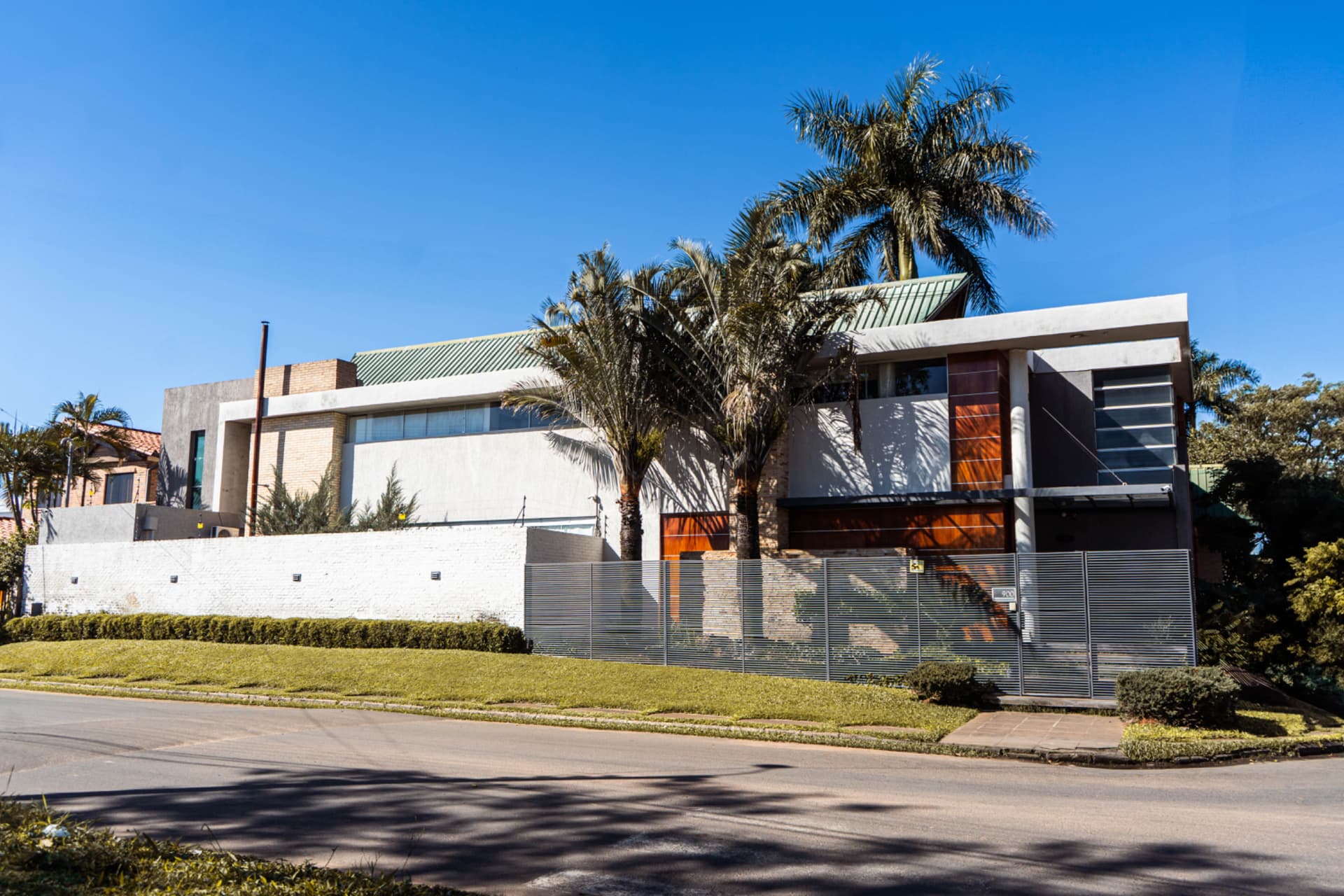 Exclusiva Residencia De Lujo En Venta En Villa Adela, Luque