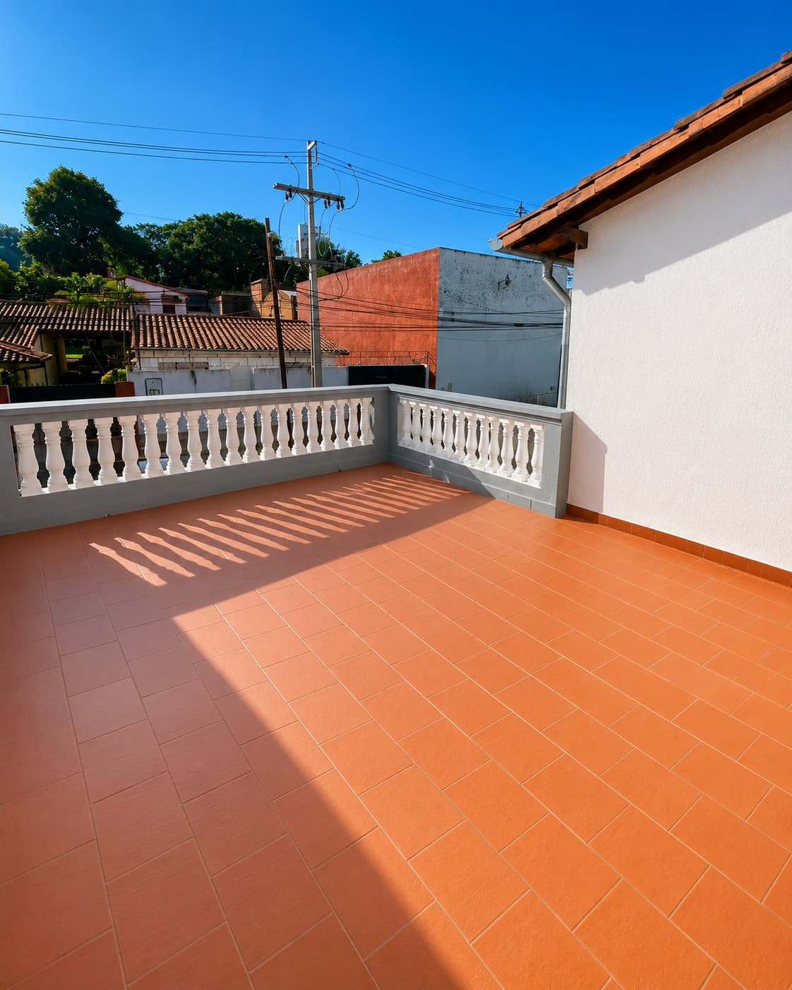 Casa de 3 Dormitorios con Quincho y Terraza – Zona Félix Bogado, foto 4
