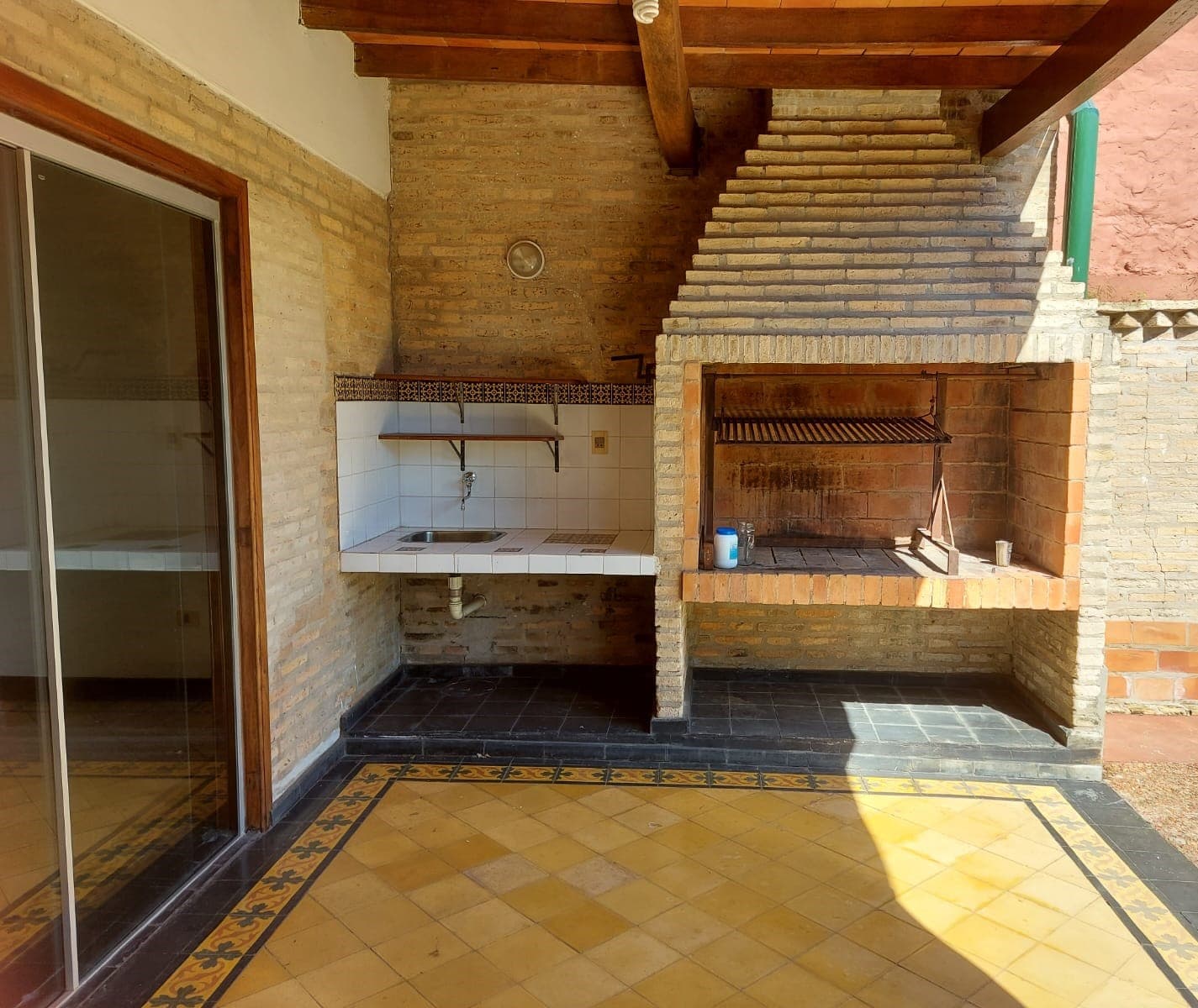 Duplex De 3 Dormitorios Zona Mburukuya — foto 4