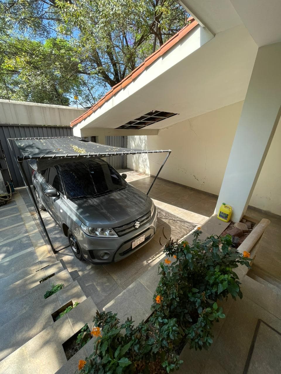 Se vende hermosa casa residencial con piscina y quincho en Bo Mburucuya, foto 4